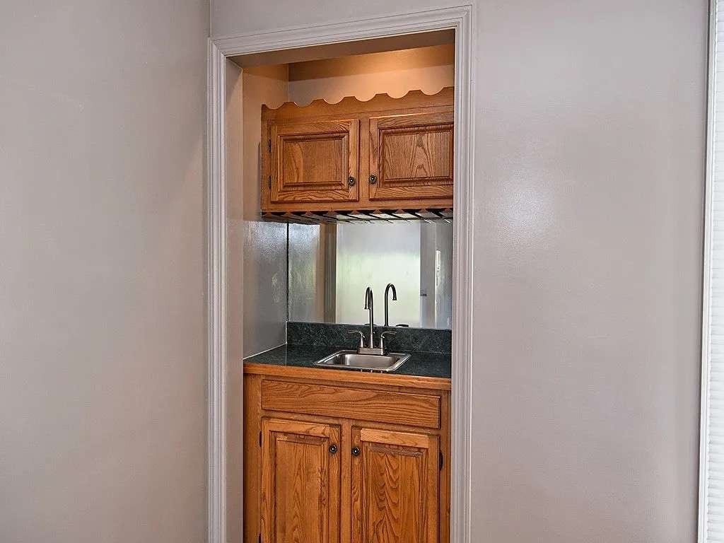 107 Fox Ridge Farms Dr, Pittsburgh, PA 15215 107 Fox Ridge Farms Dr, Pittsburgh, PA 15215
