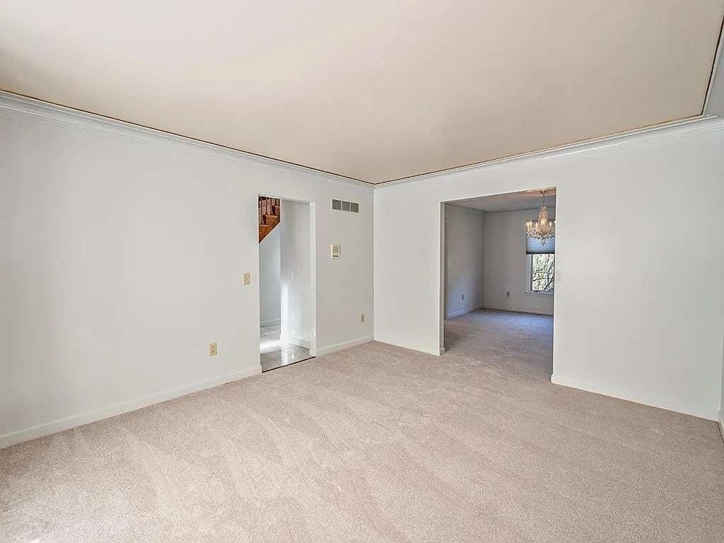 107 Fox Ridge Farms Dr, Pittsburgh, PA 15215 107 Fox Ridge Farms Dr, Pittsburgh, PA 15215