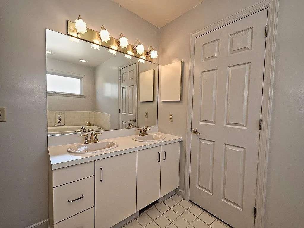 107 Fox Ridge Farms Dr, Pittsburgh, PA 15215 107 Fox Ridge Farms Dr, Pittsburgh, PA 15215