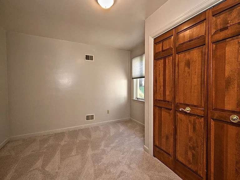 107 Fox Ridge Farms Dr, Pittsburgh, PA 15215 107 Fox Ridge Farms Dr, Pittsburgh, PA 15215