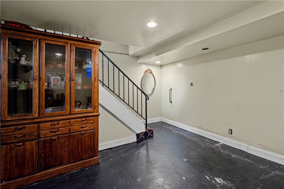 4703 Rolling Hills Rd, Pittsburgh, PA 15236 4703 Rolling Hills Rd, Pittsburgh, PA 15236