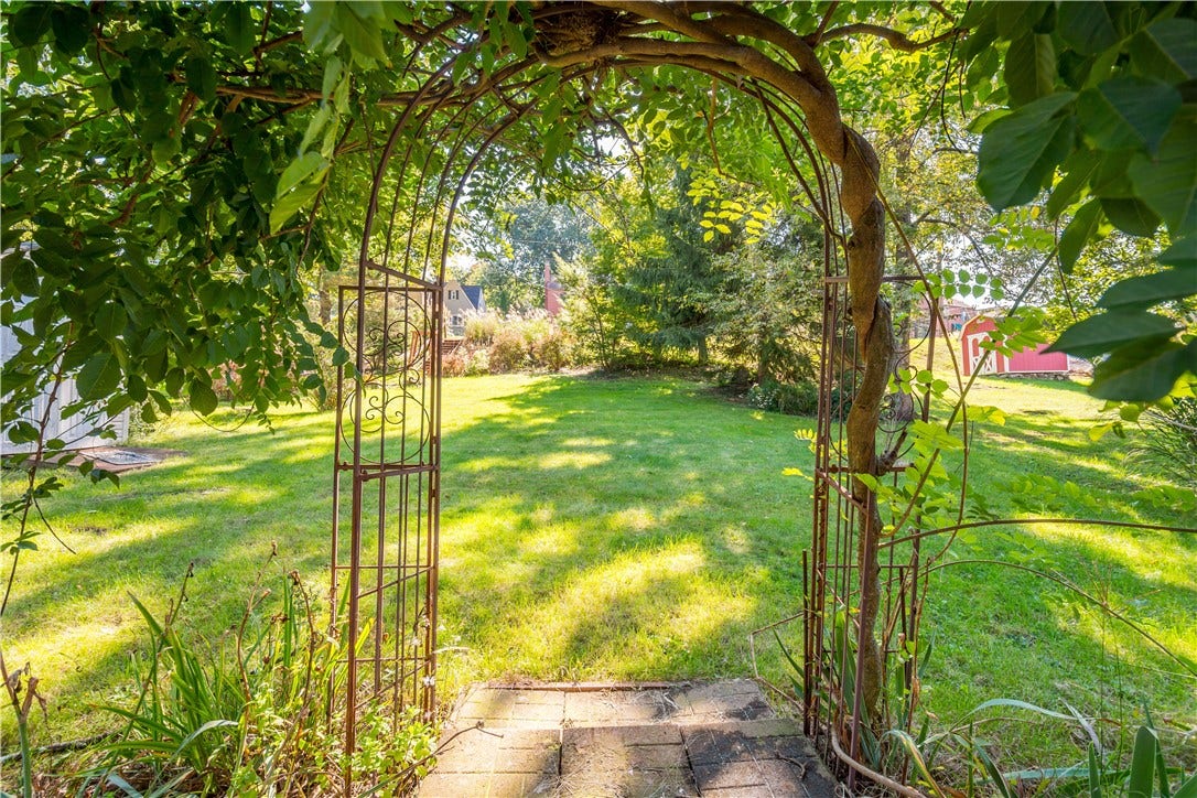 4703 Rolling Hills Rd, Pittsburgh, PA 15236 4703 Rolling Hills Rd, Pittsburgh, PA 15236