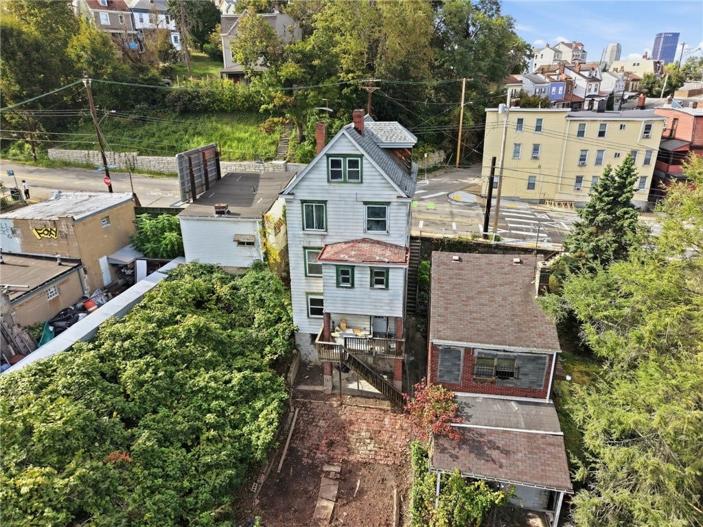 2515 S 18TH STREET, Pittsburgh, PA 15210 2515 S 18TH STREET, Pittsburgh, PA 15210