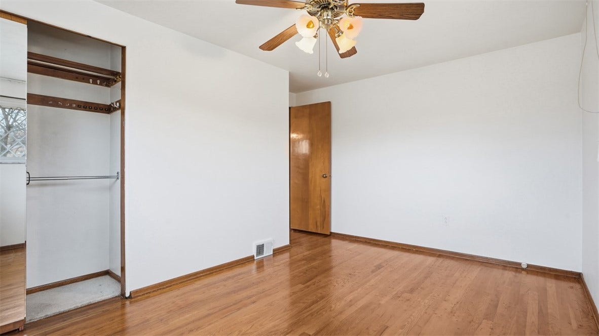 4782 Barone Dr, Pittsburgh, PA 15227 4782 Barone Dr, Pittsburgh, PA 15227