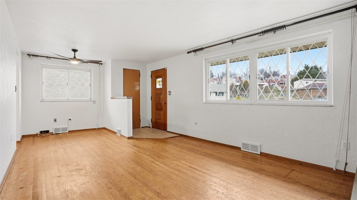 4782 Barone Dr, Pittsburgh, PA 15227 4782 Barone Dr, Pittsburgh, PA 15227