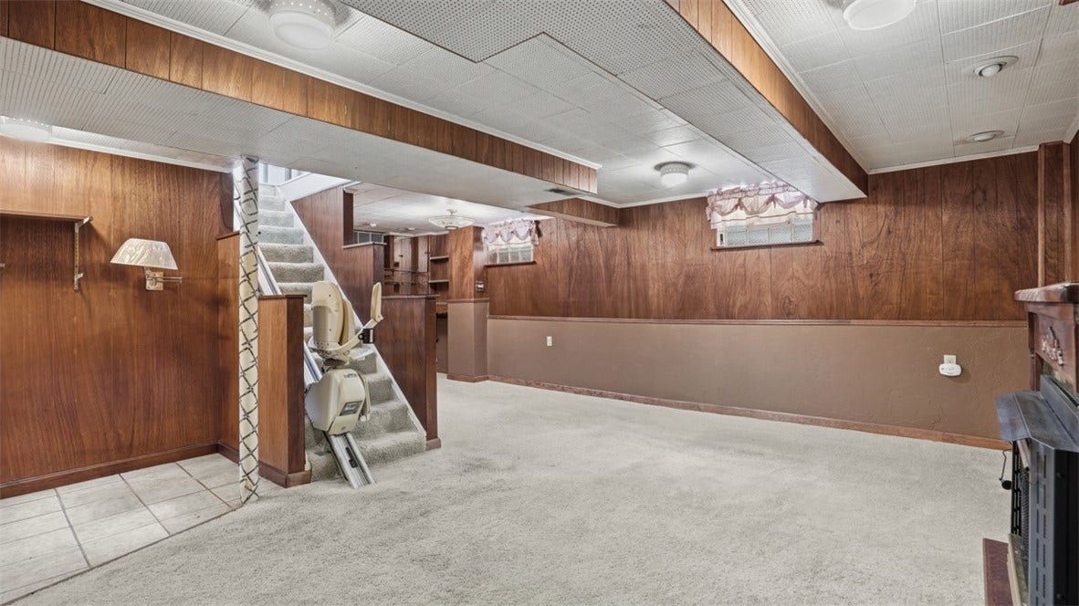 4782 Barone Dr, Pittsburgh, PA 15227 4782 Barone Dr, Pittsburgh, PA 15227