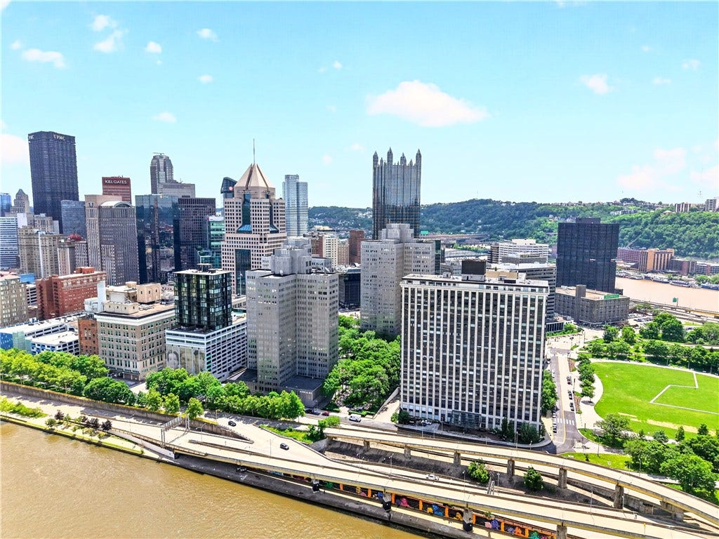 320 Fort Duquesne Blvd, #12L, Pittsburgh, PA 15222 320 Fort Duquesne Blvd, #12L, Pittsburgh, PA 15222