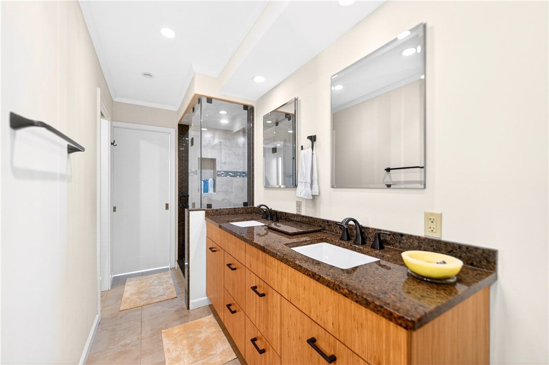 320 Fort Duquesne Blvd, #12L, Pittsburgh, PA 15222 320 Fort Duquesne Blvd, #12L, Pittsburgh, PA 15222