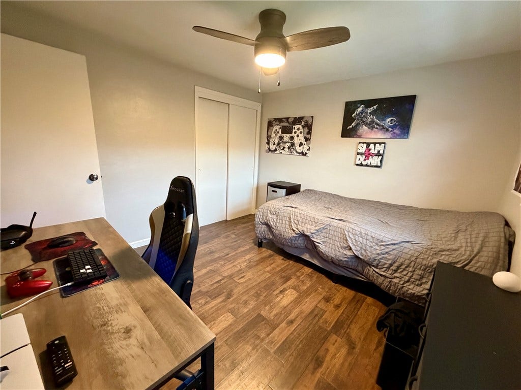 upper level bedroom
