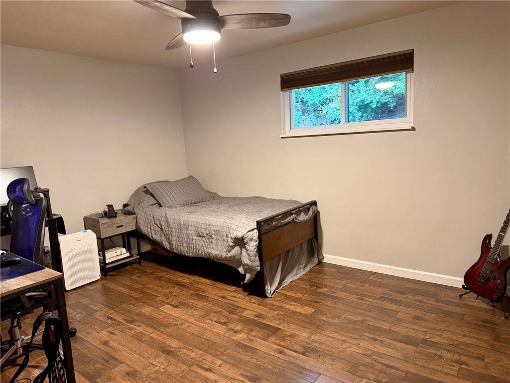 upper level bedroom