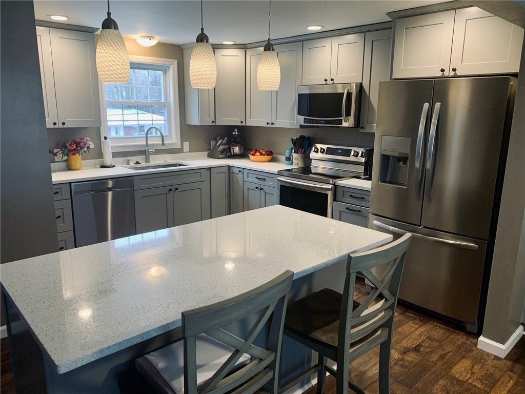 main level kitchen