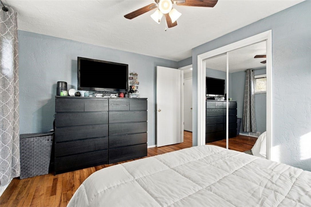 330 Saratoga, Pittsburgh, PA 15236
