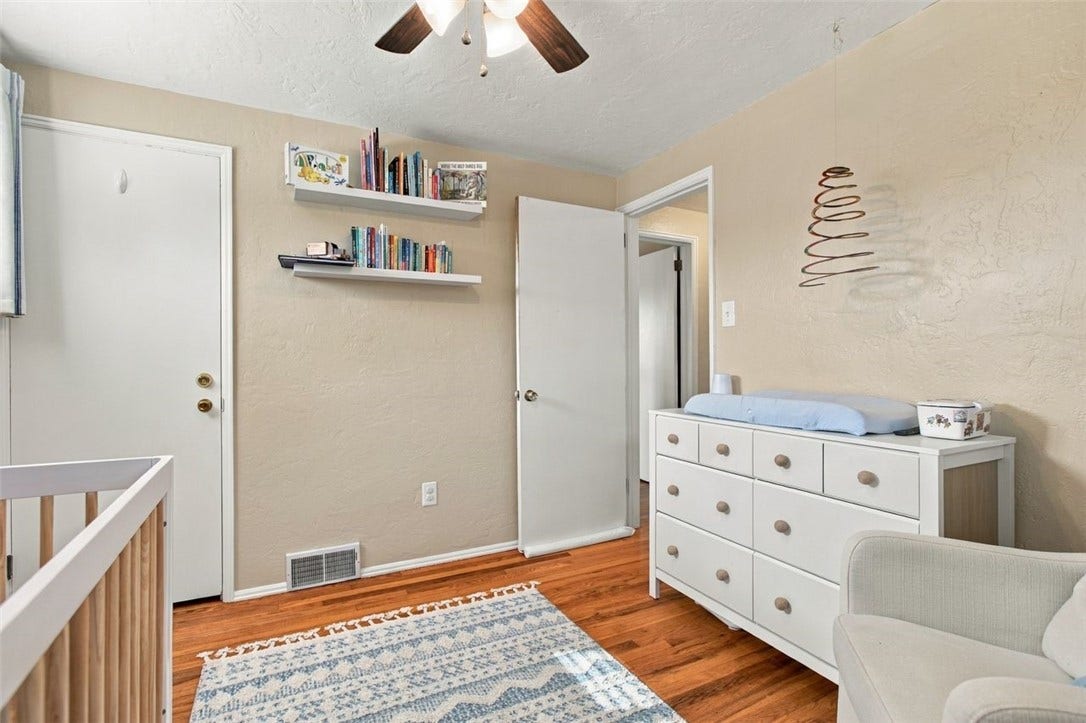 330 Saratoga, Pittsburgh, PA 15236