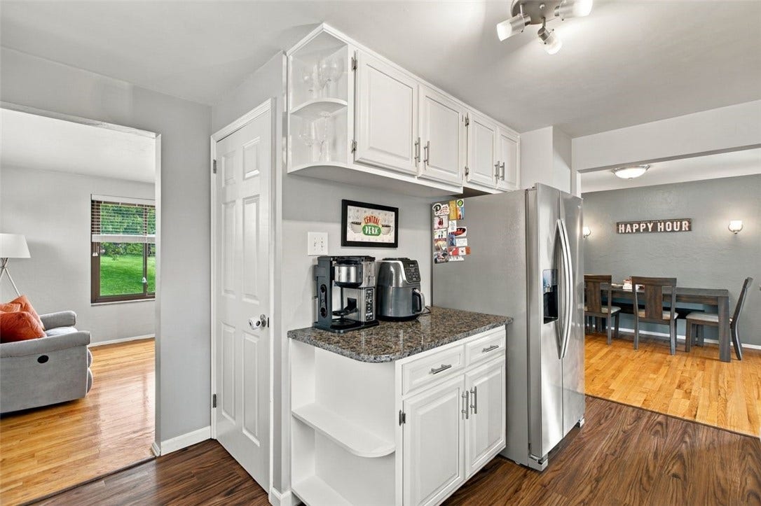 330 Saratoga, Pittsburgh, PA 15236