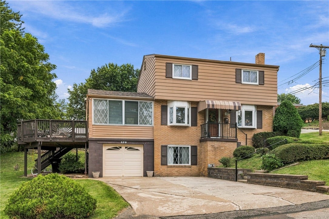 550 Lee Avenue Ext, Pittsburgh, PA 15237 550 Lee Avenue Ext, Pittsburgh, PA 15237
