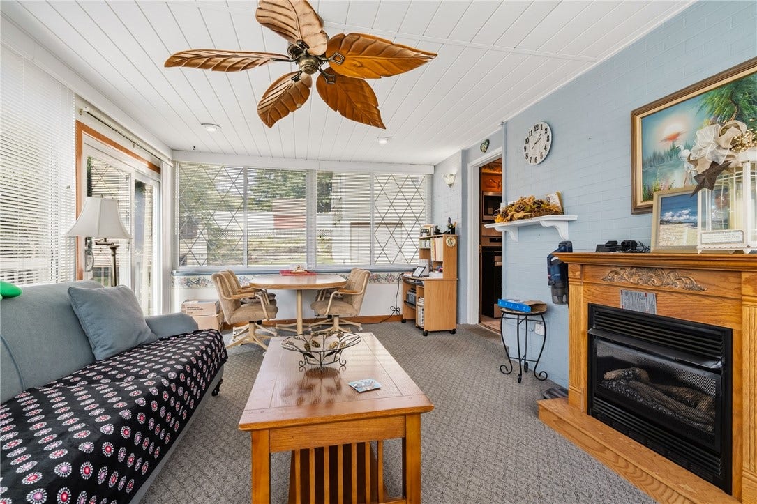 550 Lee Avenue Ext, Pittsburgh, PA 15237 550 Lee Avenue Ext, Pittsburgh, PA 15237