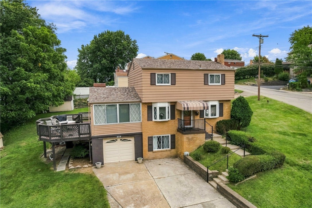 550 Lee Avenue Ext, Pittsburgh, PA 15237 550 Lee Avenue Ext, Pittsburgh, PA 15237
