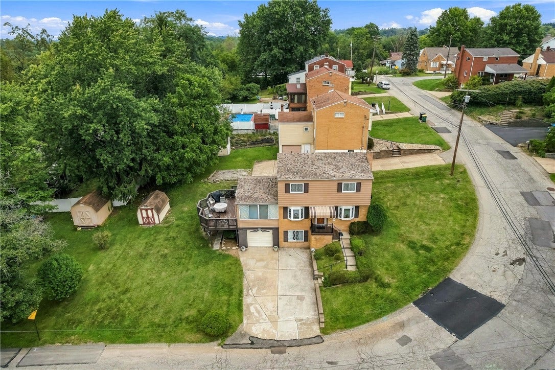 550 Lee Avenue Ext, Pittsburgh, PA 15237 550 Lee Avenue Ext, Pittsburgh, PA 15237