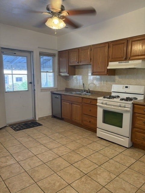 4515 Torley St, Pittsburgh, PA 15224 Kitchen