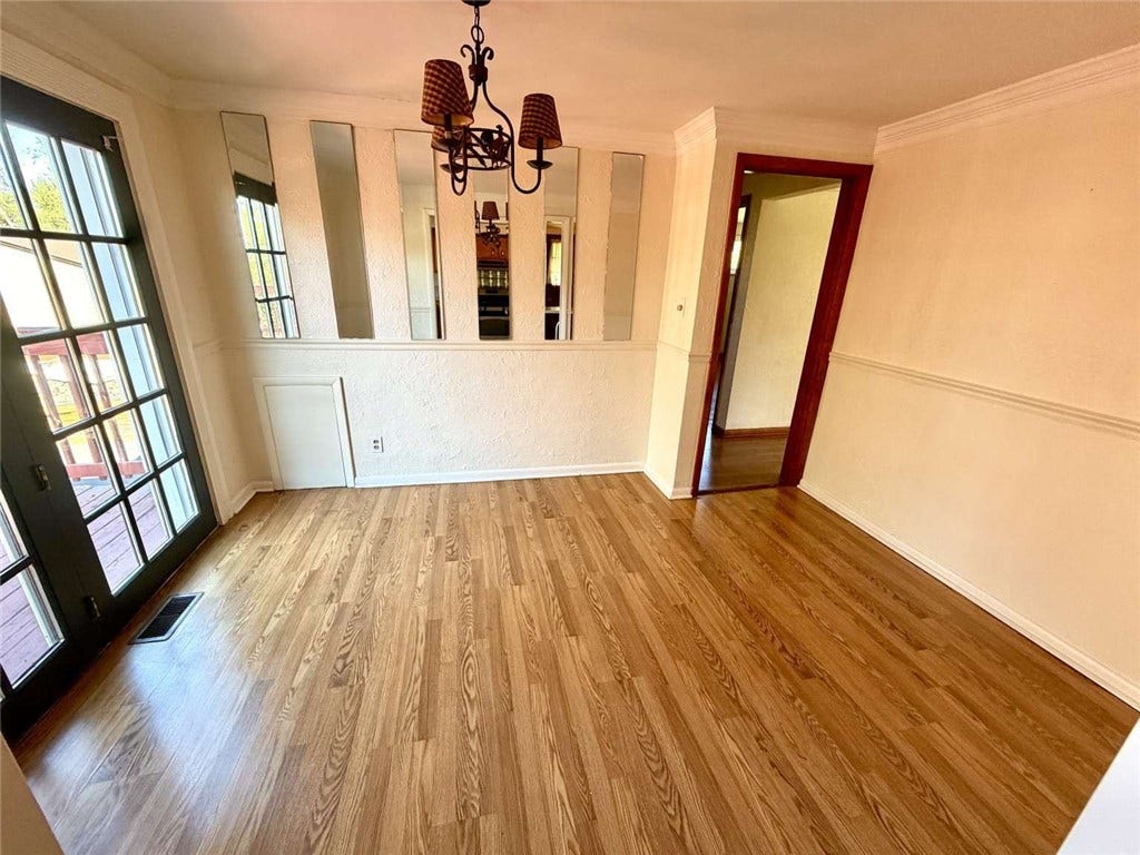 1321 Hornbake Dr, Jefferson Hills, PA 15025