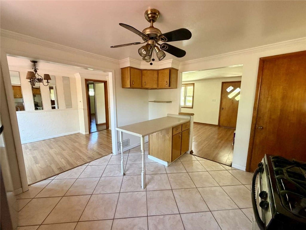 1321 Hornbake Dr, Jefferson Hills, PA 15025