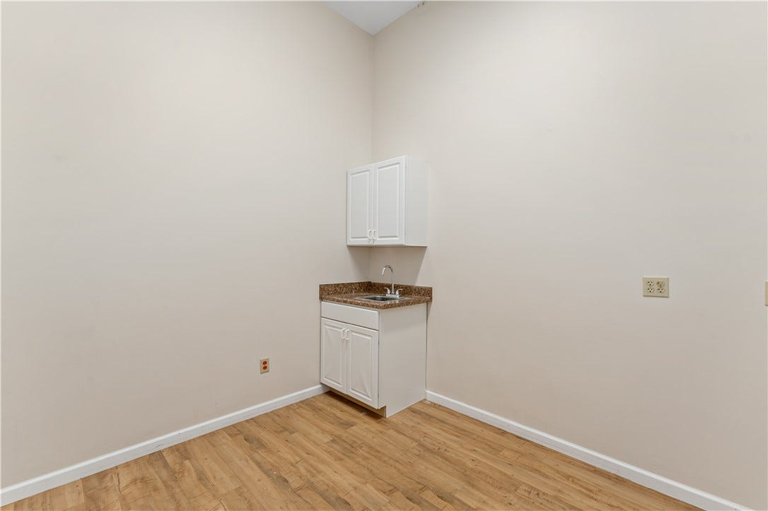 1150 Wildlife Lodge Rd, Lower Burrell, PA 15068 1150 Wildlife Lodge Rd, Lower Burrell, PA 15068