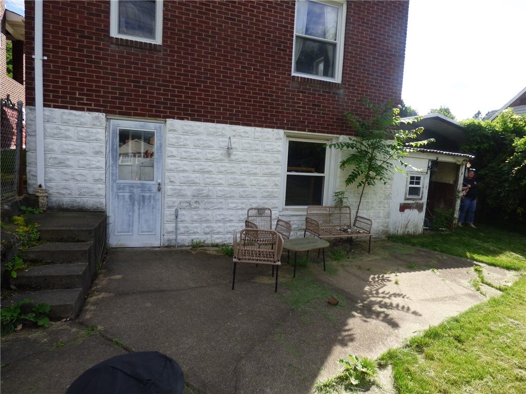 3420 Middletown Rd, Pittsburgh, PA 15204 3420 Middletown Rd, Pittsburgh, PA 15204