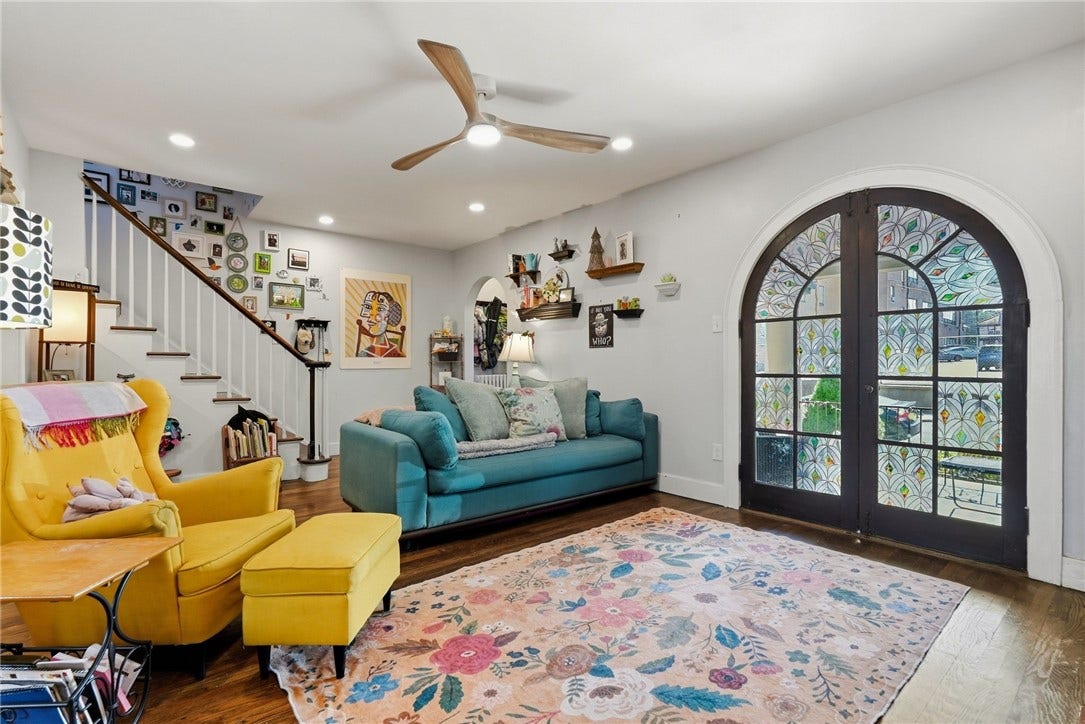 8 Chalfonte Ave, Pittsburgh, PA 15229