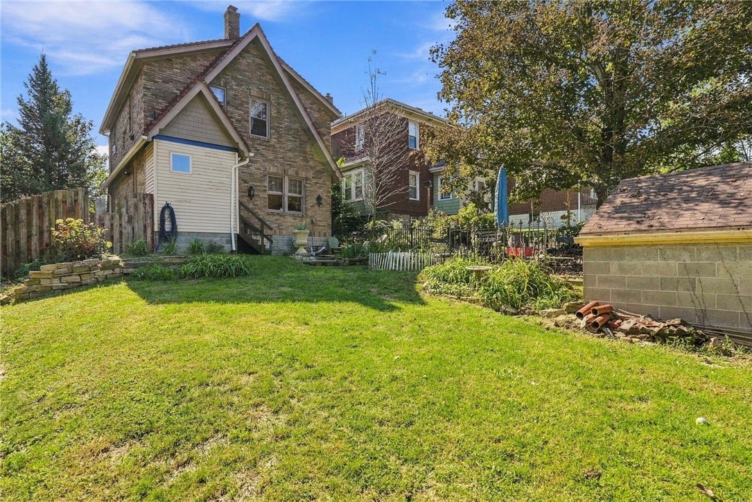 8 Chalfonte Ave, Pittsburgh, PA 15229
