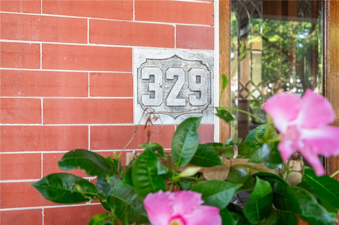 329 S Graham St, Pittsburgh, PA 15232