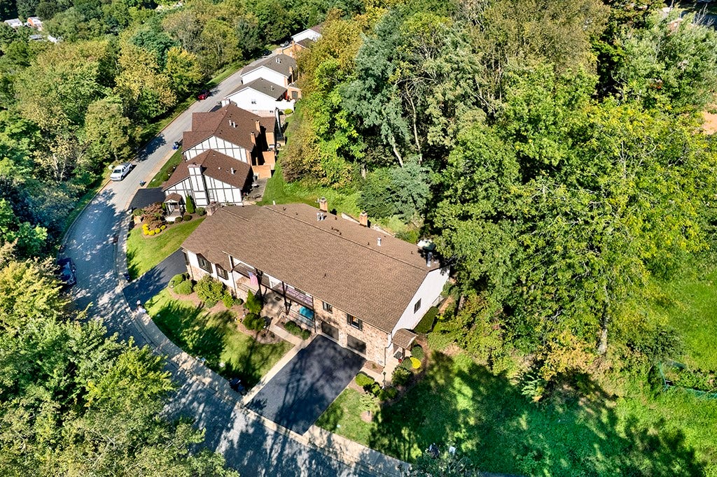 101 Forest Ridge Dr, Pittsburgh, PA 15221 101 Forest Ridge Dr, Pittsburgh, PA 15221