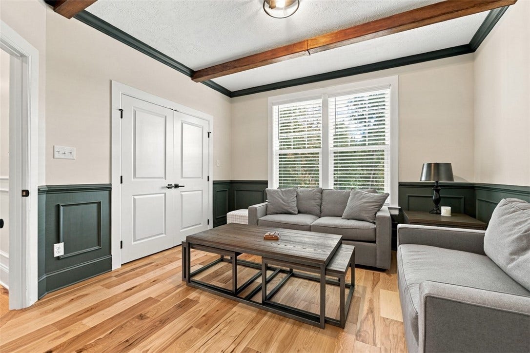 125 Abigail Dr, Mars, PA 16046