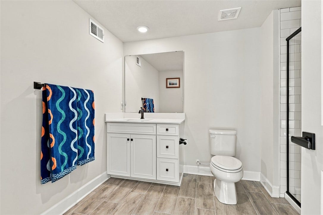 125 Abigail Dr, Mars, PA 16046