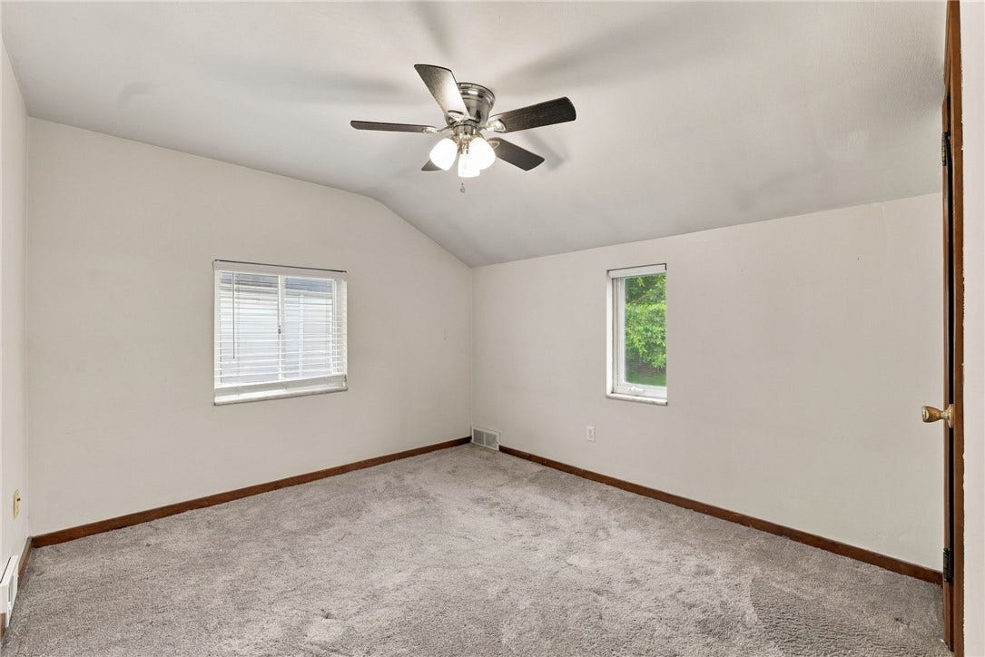 2270 Glenbury Street, Pittsburgh, PA 15234 2270 Glenbury Street, Pittsburgh, PA 15234