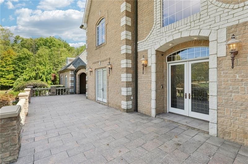 4166 State Route 158, New Wilmington, PA 16142
