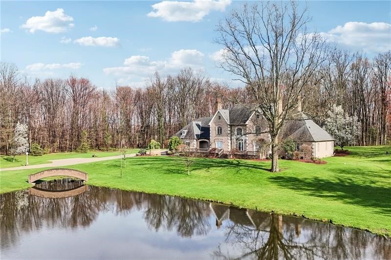 4166 State Route 158, New Wilmington, PA 16142