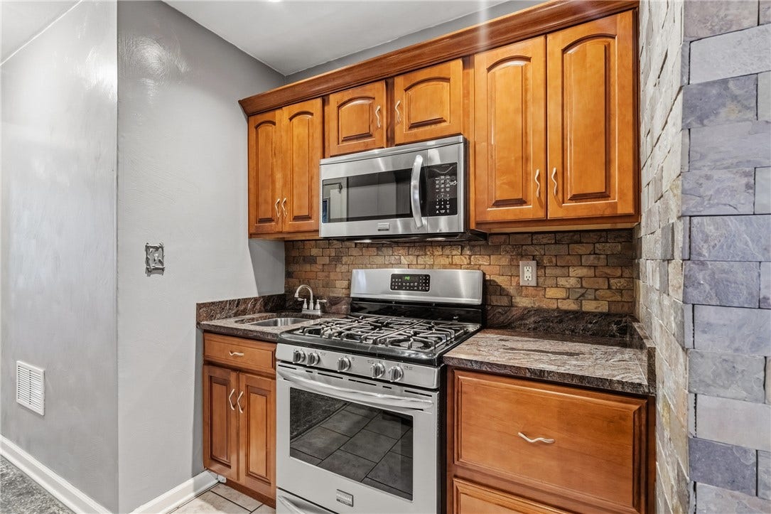 731 S BRADDOCK AVE, Pittsburgh, PA 15221 731 S BRADDOCK AVE, Pittsburgh, PA 15221