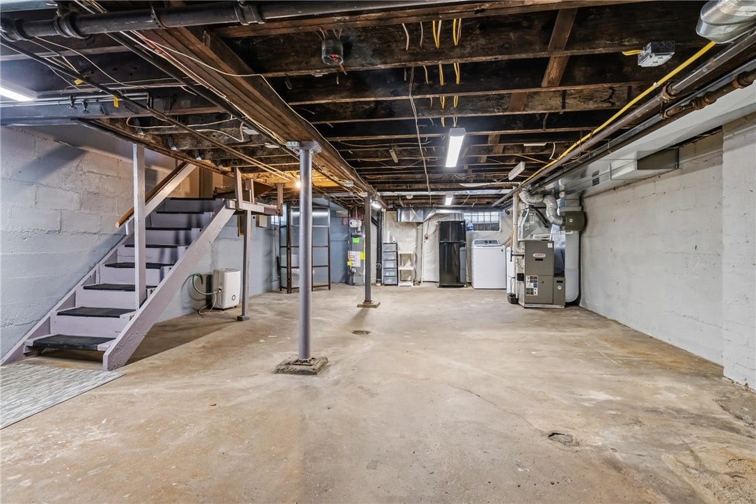 731 S BRADDOCK AVE, Pittsburgh, PA 15221 Very clean and dry unfinished basement with laundry.