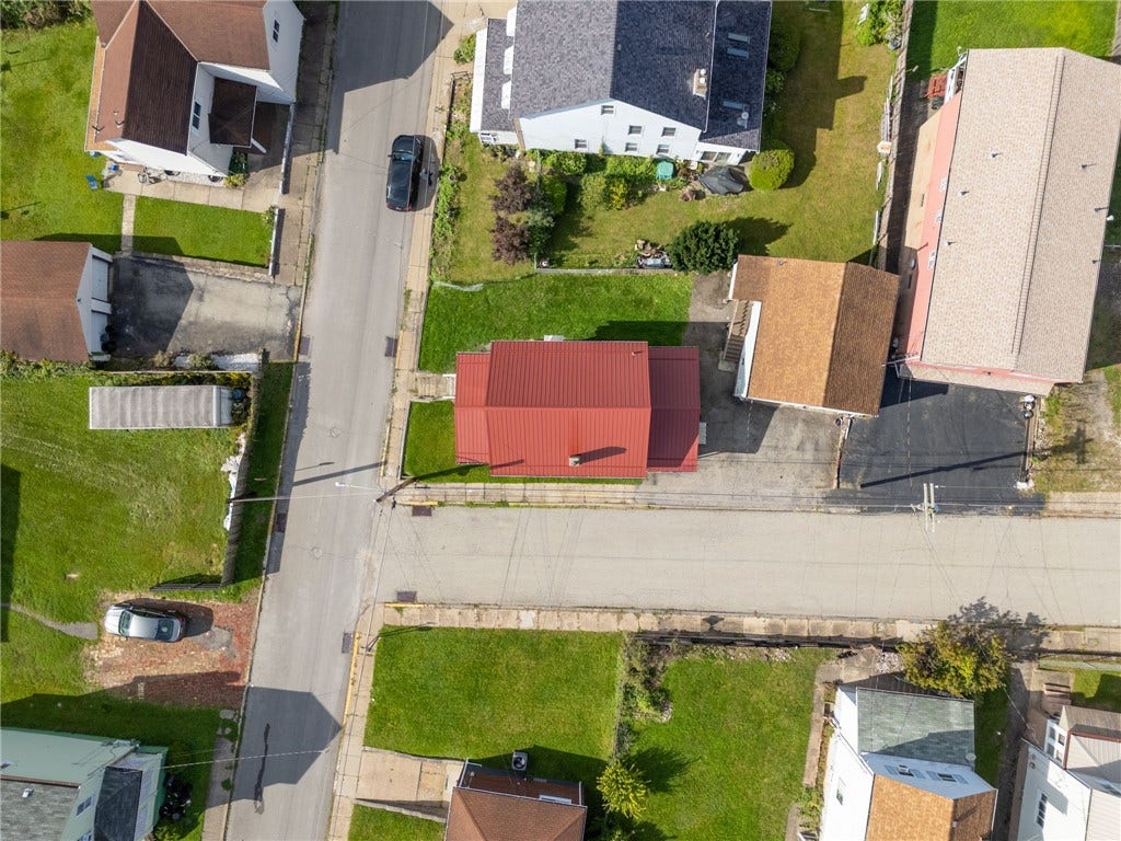 140 Hamilton St, Homestead, PA 15120