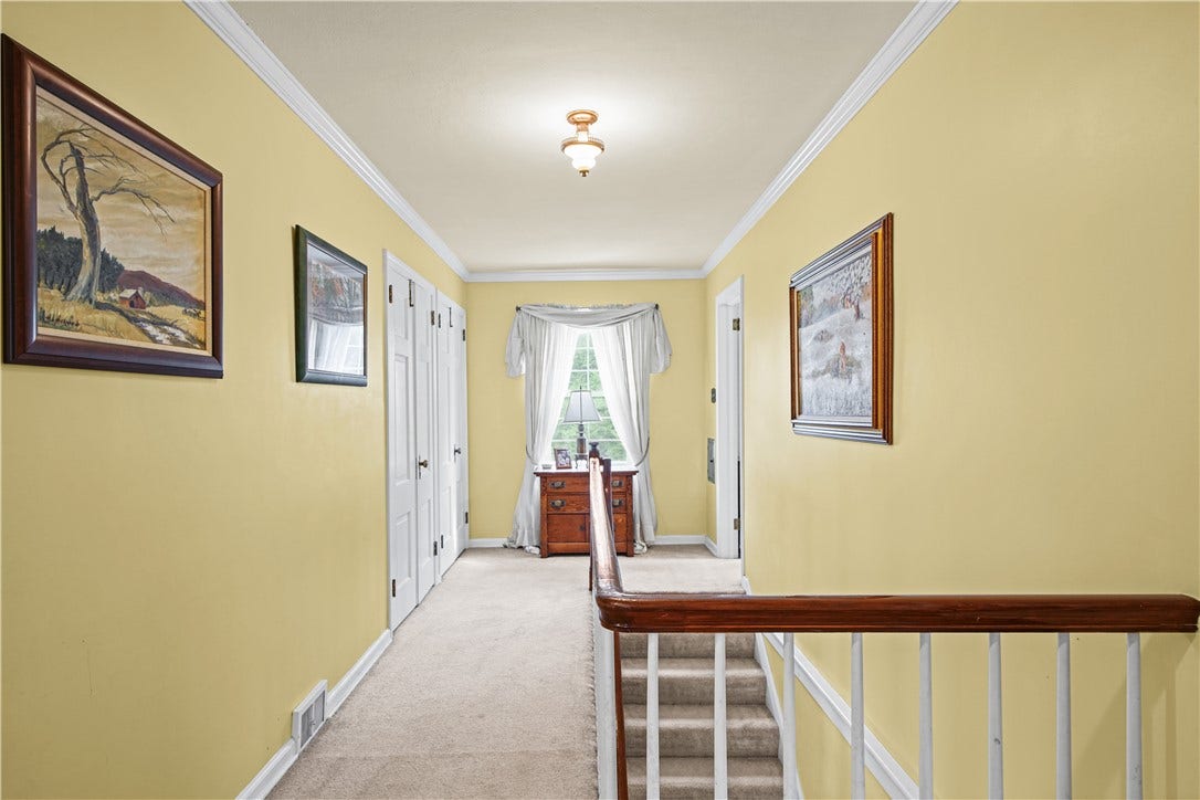 230 College St Ext, Emlenton, PA 16373
