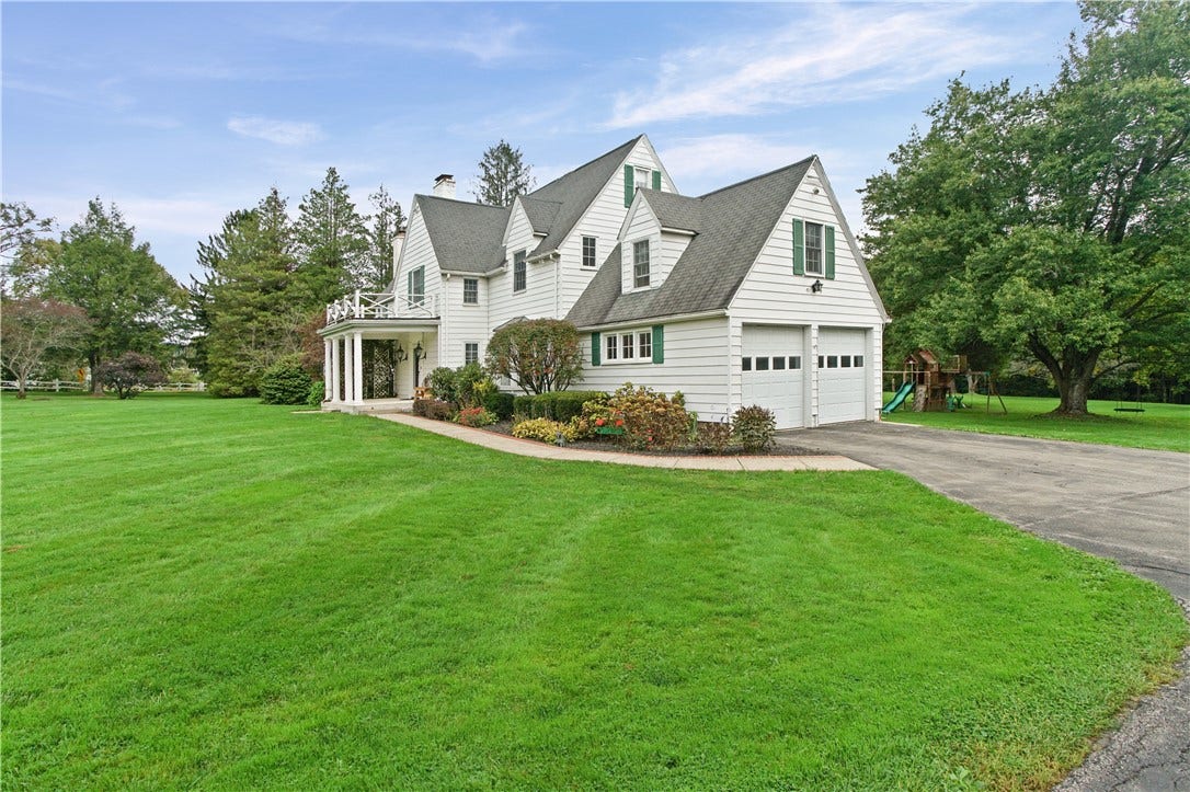 230 College St Ext, Emlenton, PA 16373