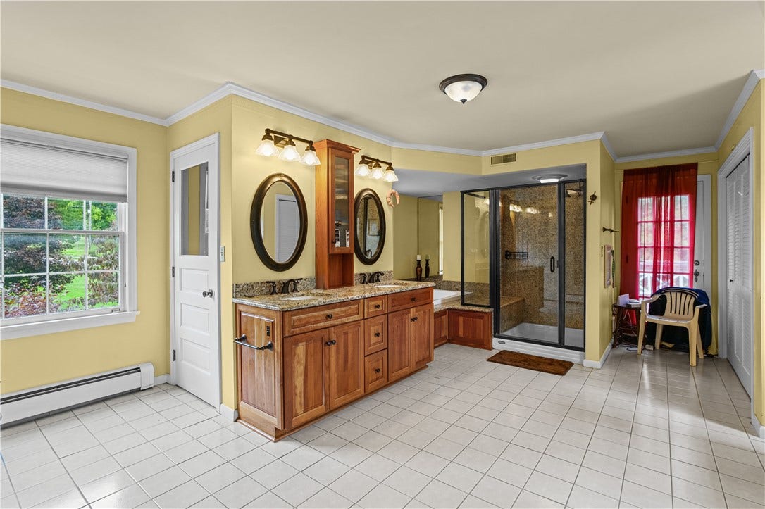 230 College St Ext, Emlenton, PA 16373