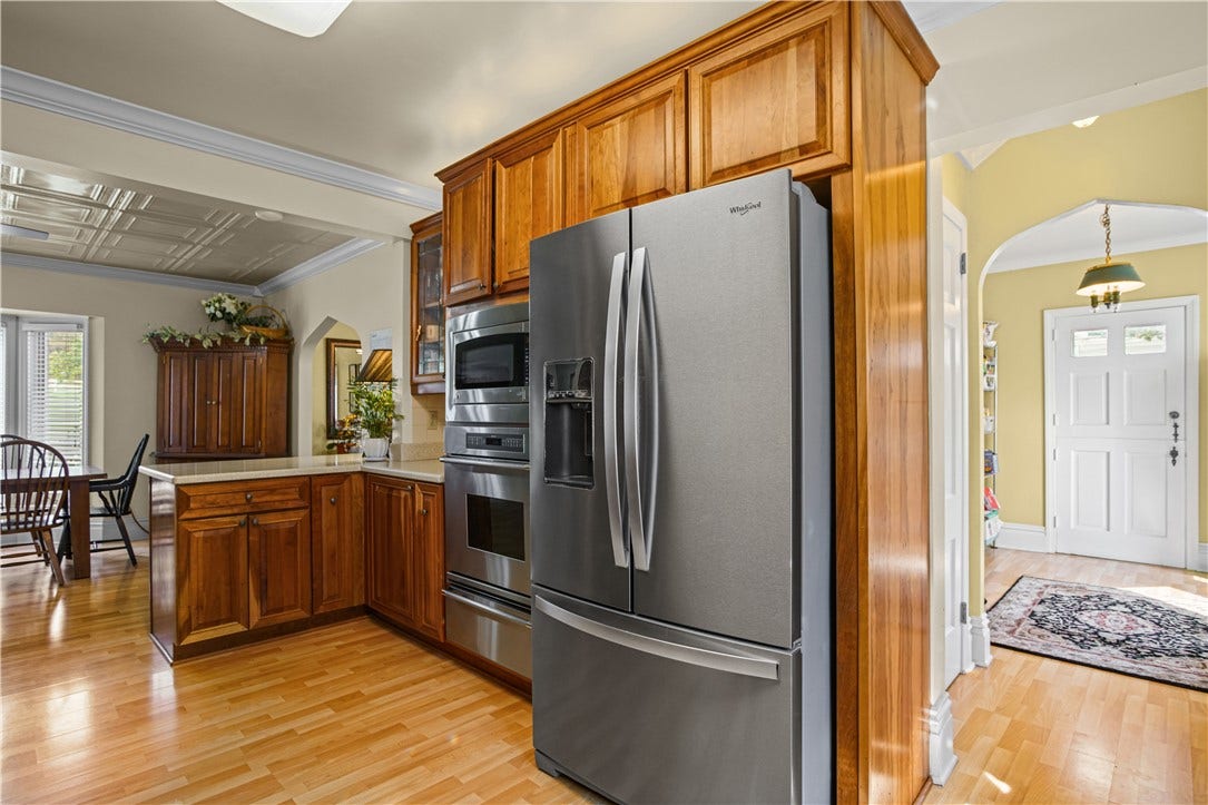 230 College St Ext, Emlenton, PA 16373