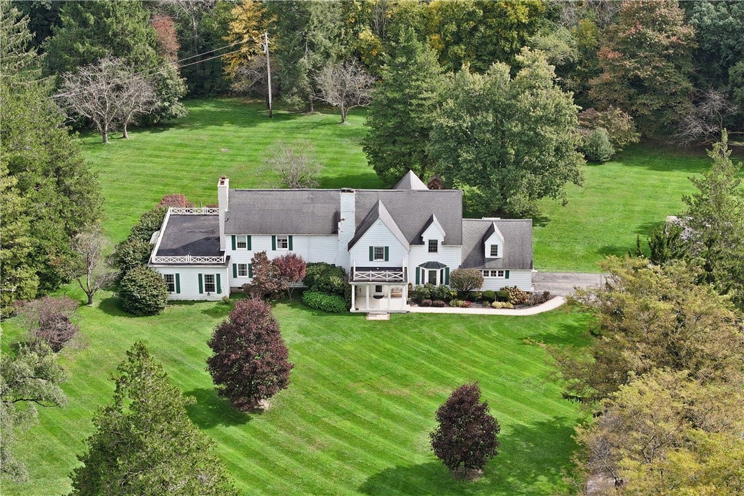 230 College St Ext, Emlenton, PA 16373