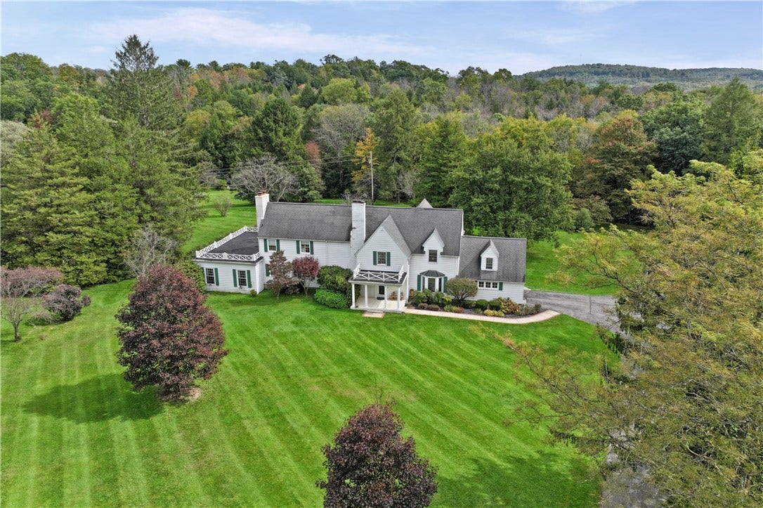 230 College St Ext, Emlenton, PA 16373