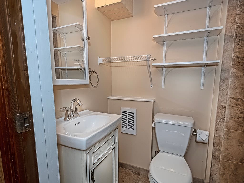 3633 Provost Road, Pittsburgh, PA 15227 3633 Provost Road, Pittsburgh, PA 15227