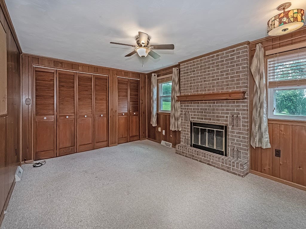 3633 Provost Road, Pittsburgh, PA 15227 3633 Provost Road, Pittsburgh, PA 15227