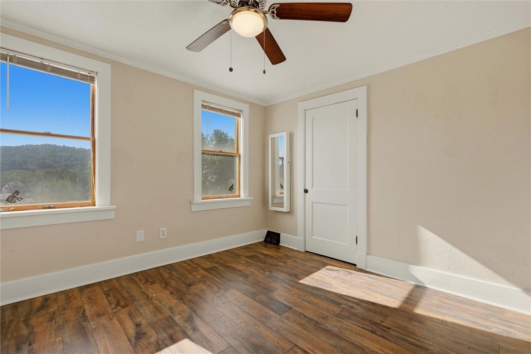 1117 Walnut Street, Springdale, PA 15144 1117 Walnut Street, Springdale, PA 15144