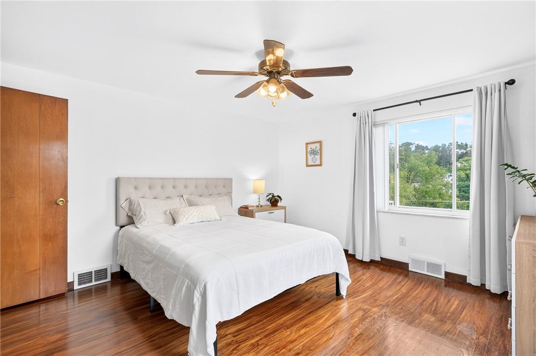 3710 Oakton Rd, Pittsburgh, PA 15227
