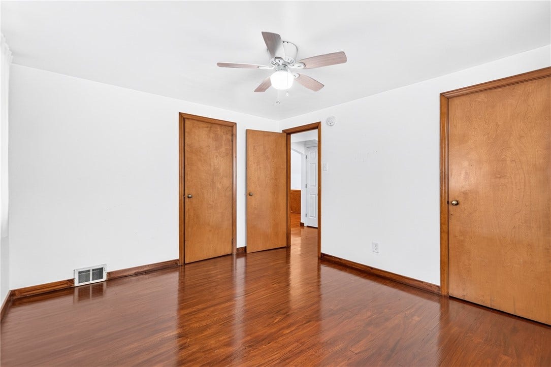 3710 Oakton Rd, Pittsburgh, PA 15227